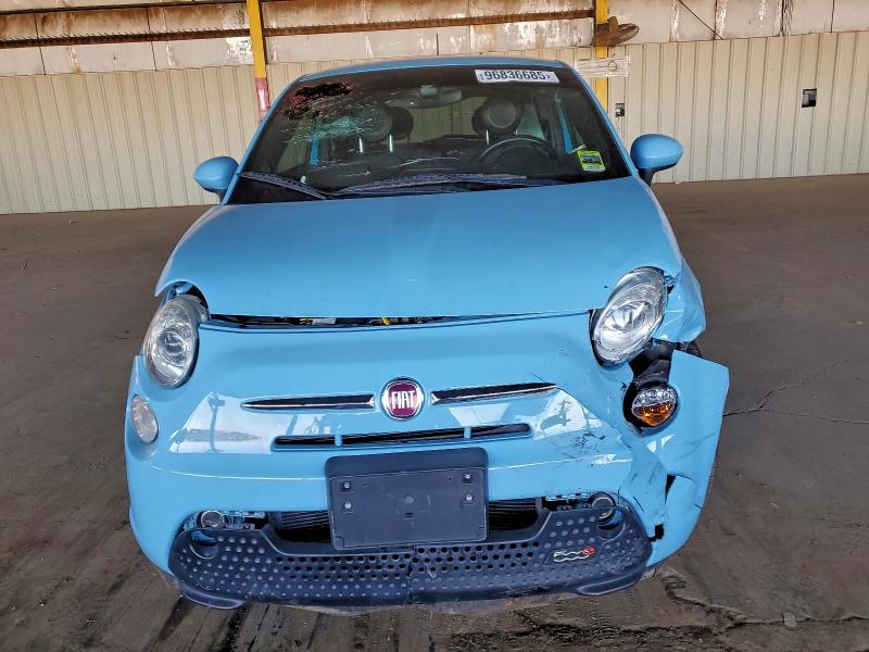 Photo 5 from auction – 2017 FIAT 500 ELECTR with VIN 3C3CFFGEXHT620924
