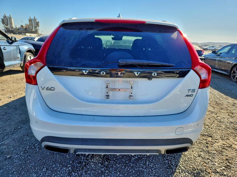 Photo 6 from auction – 2018 VOLVO V60 CROSS with VIN YV440MWK5J2058870