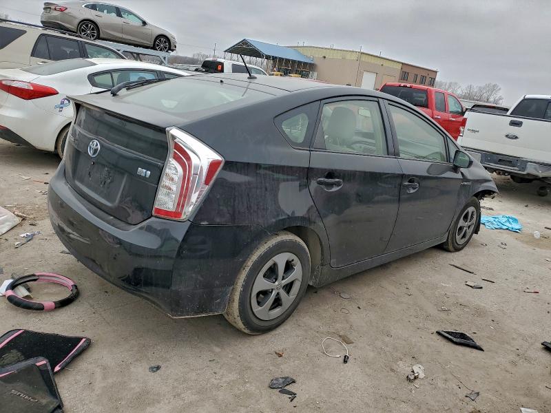 Photo 3 from auction – 2012 TOYOTA PRIUS with VIN JTDKN3DUXC5445944