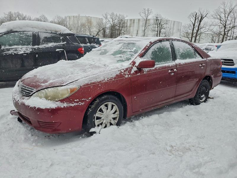 TOYOTA CAMRY LE 2005 with VIN 4T1BE30K55U072000 - Photo from auction