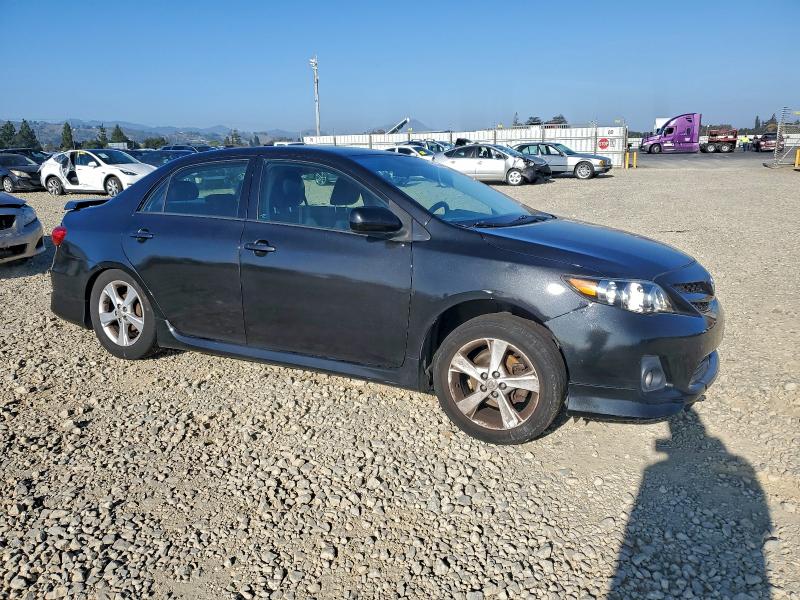 Photo 4 from auction – 2011 TOYOTA COROLLA with VIN 2T1BU4EE8BC703492