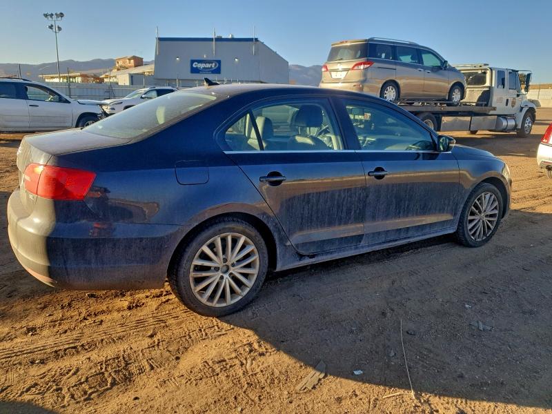 Photo 3 from auction – 2014 VOLKSWAGEN JETTA SEL with VIN 3VWL07AJ8EM210991