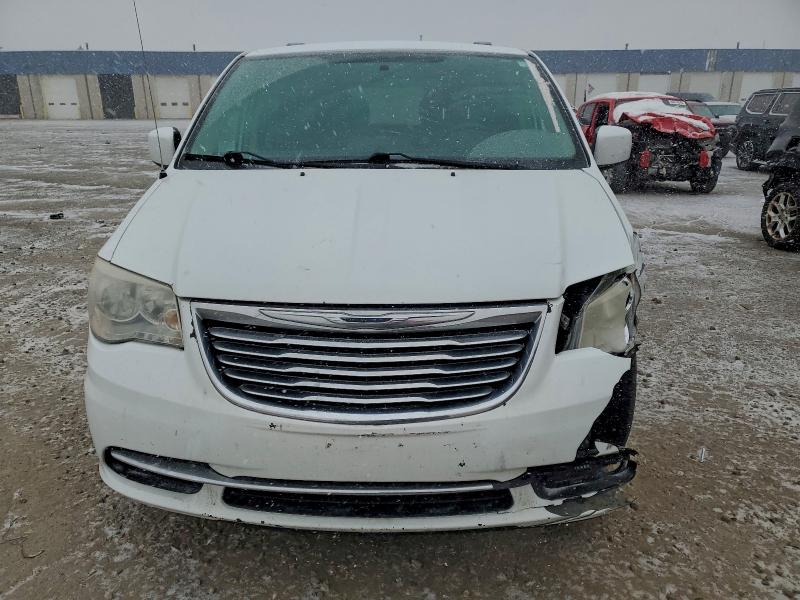 Photo 5 from auction – 2014 CHRYSLER TOWN & COU with VIN 2C4RC1BG0ER295984