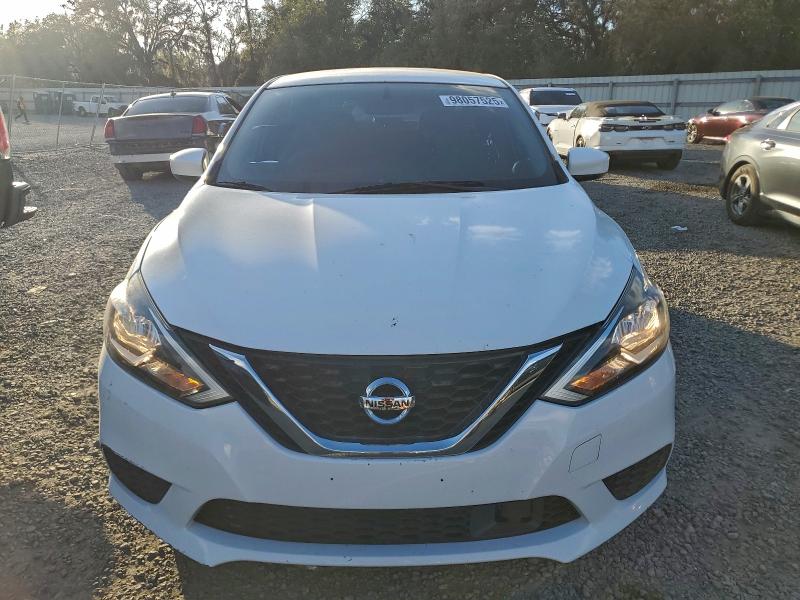 Photo 5 from auction – 2018 NISSAN SENTRA S with VIN 3N1AB7AP1JY257164