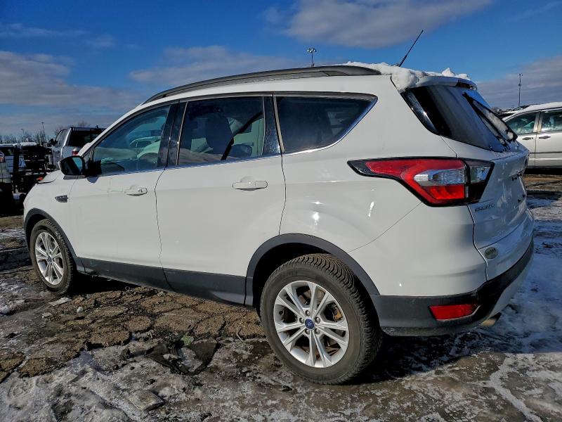 Photo 2 from auction – 2018 FORD ESCAPE SEL with VIN 1FMCU9HD6JUB88283