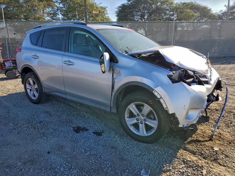Photo 4 from auction – 2013 TOYOTA RAV4 XLE with VIN 2T3WFREV8DW034495