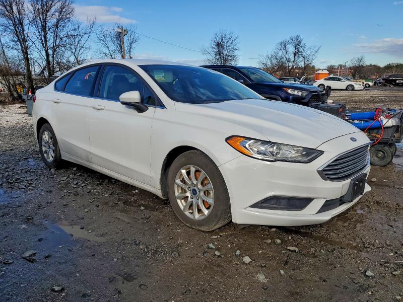 Photo 4 from auction – 2018 FORD FUSION S with VIN 3FA6P0G73JR194507