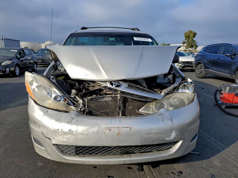 Photo 5 from auction – 2006 TOYOTA SIENNA CE with VIN 5TDZA23C36S425255
