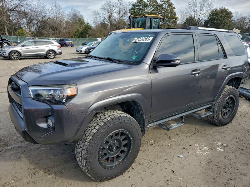 TOYOTA 4RUNNER SR 2015 with VIN JTEBU5JR1F5232525 - Photo from auction
