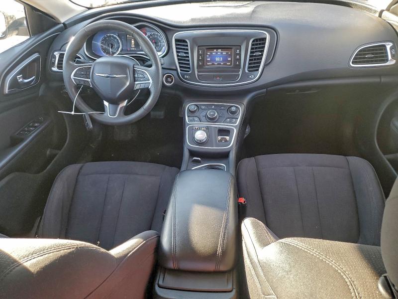 Photo 8 from auction – 2015 CHRYSLER 200 LIMITE with VIN 1C3CCCAB9FN580225
