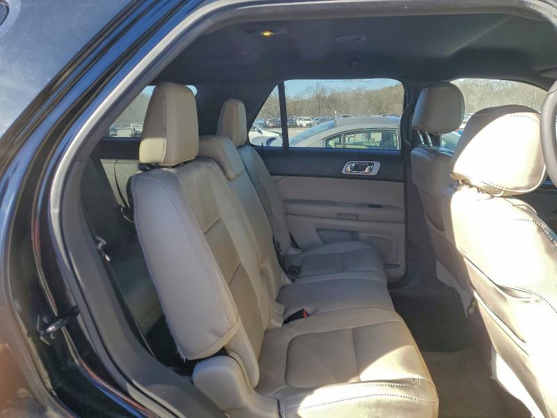 Photo 11 from auction – 2012 FORD EXPLORER X with VIN 1FMHK7D82CGA15337