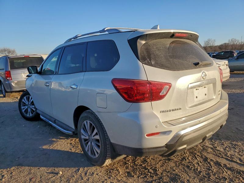 Photo 2 from auction – 2019 NISSAN PATHFINDER with VIN 5N1DR2MM0KC621574