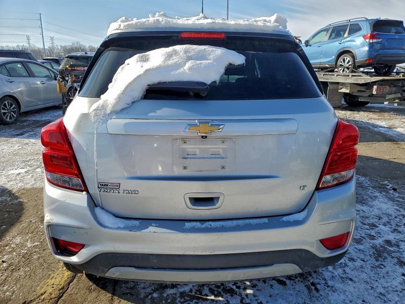 Photo 6 from auction – 2018 CHEVROLET TRAX 1LT with VIN KL7CJPSB4JB712998