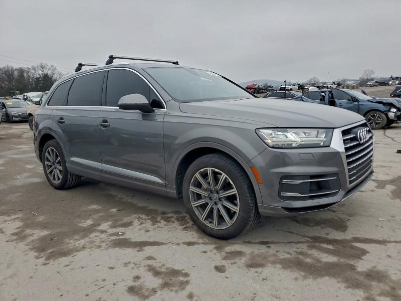 Photo 4 from auction – 2018 AUDI Q7 PREMIUM with VIN WA1LAAF76JD015689