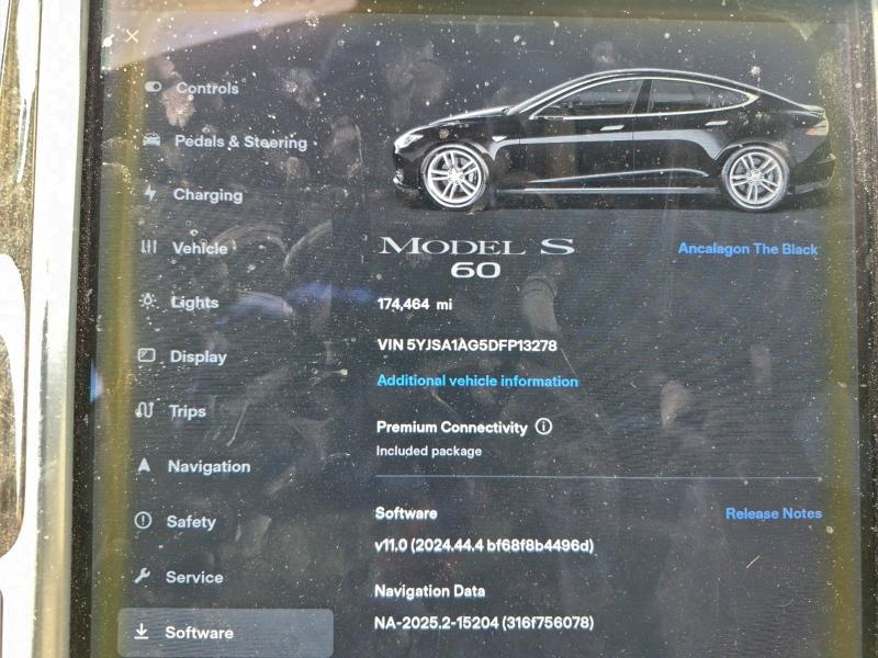 Photo 9 from auction – 2013 TESLA MODEL S with VIN 5YJSA1AG5DFP13278