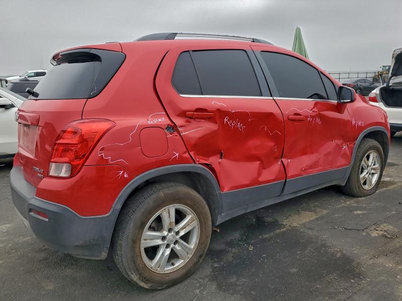 Photo 3 from auction – 2015 CHEVROLET TRAX 1LT with VIN 3GNCJRSB7FL206903