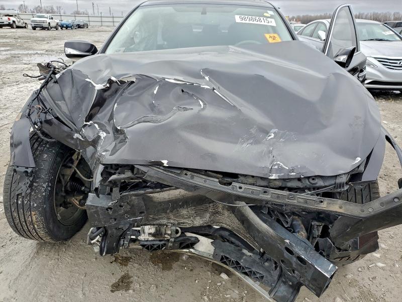 Photo 11 from auction – 2014 INFINITI Q50 BASE with VIN JN1BV7AR8EM693354