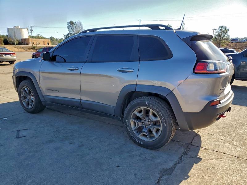 Photo 2 from auction – 2019 JEEP CHEROKEE T with VIN 1C4PJMBX5KD350216