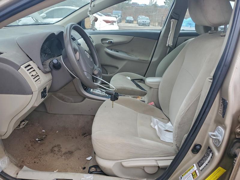 Zdjęcie 7 z aukcji – 2010 TOYOTA COROLLA BA z VIN 2T1BU4EE8AC379023