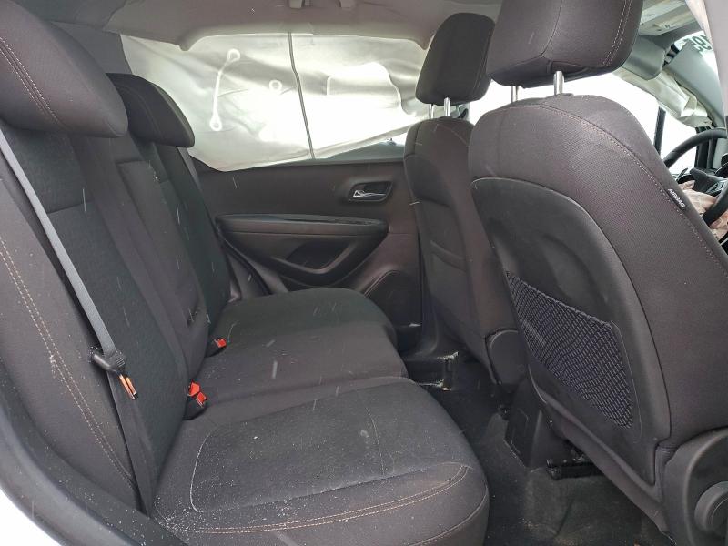 Photo 11 from auction – 2017 CHEVROLET TRAX LS with VIN KL7CJNSBXHB141208