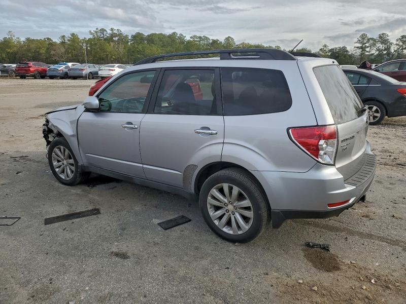 Photo 2 from auction – 2013 SUBARU FORESTER 2 with VIN JF2SHADC9DH422465