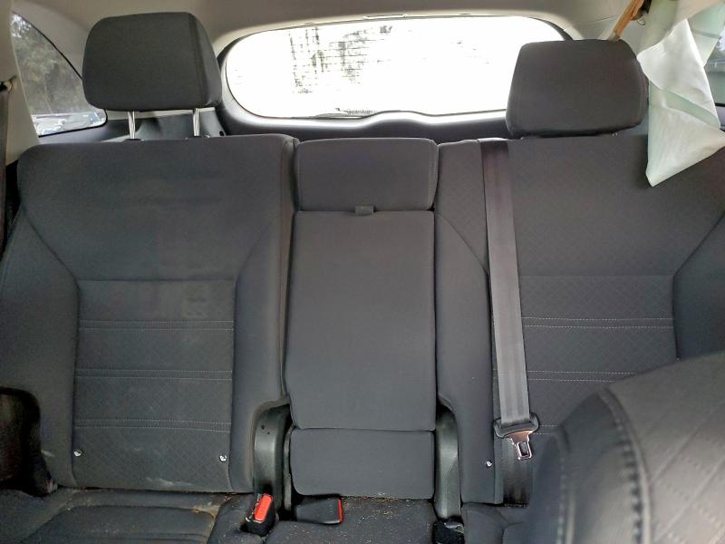 Photo 10 from auction – 2018 KIA SORENTO LX with VIN 5XYPG4A35JG338337