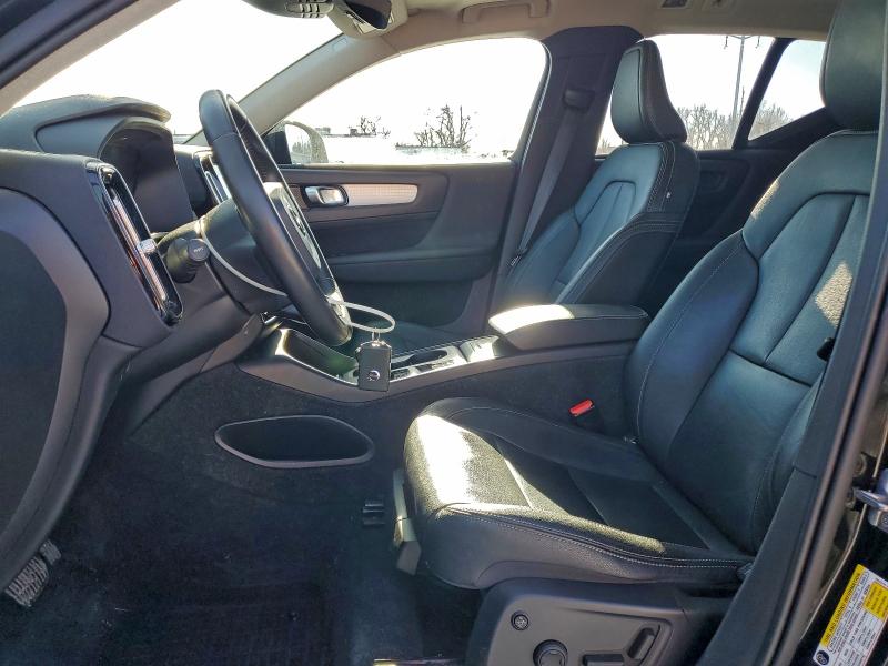 Photo 7 from auction – 2019 VOLVO XC40 T5 MO with VIN YV4162UK4K2059941