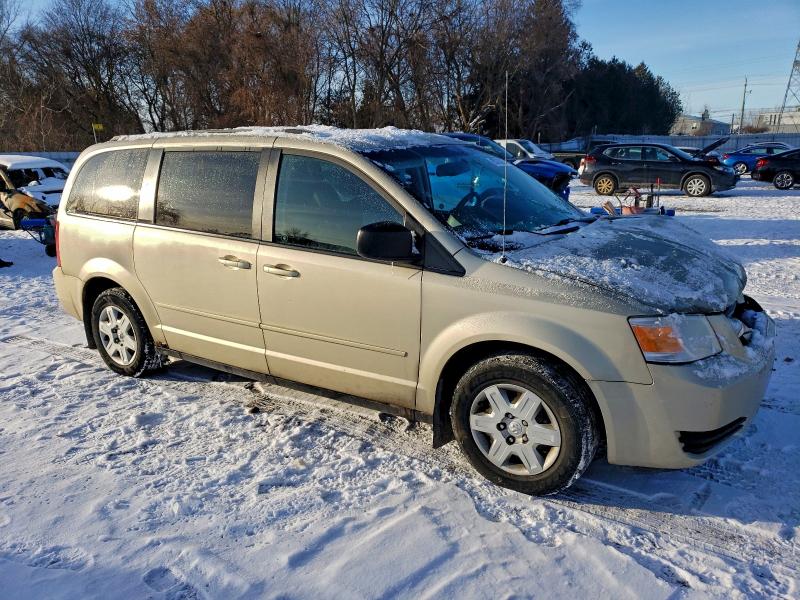 Photo 4 from auction – 2010 DODGE GRAND CARA with VIN 2D4RN4DE9AR181177
