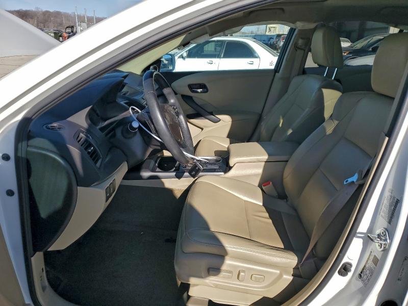 Photo 7 from auction – 2016 ACURA RDX with VIN 5J8TB4H34GL021683