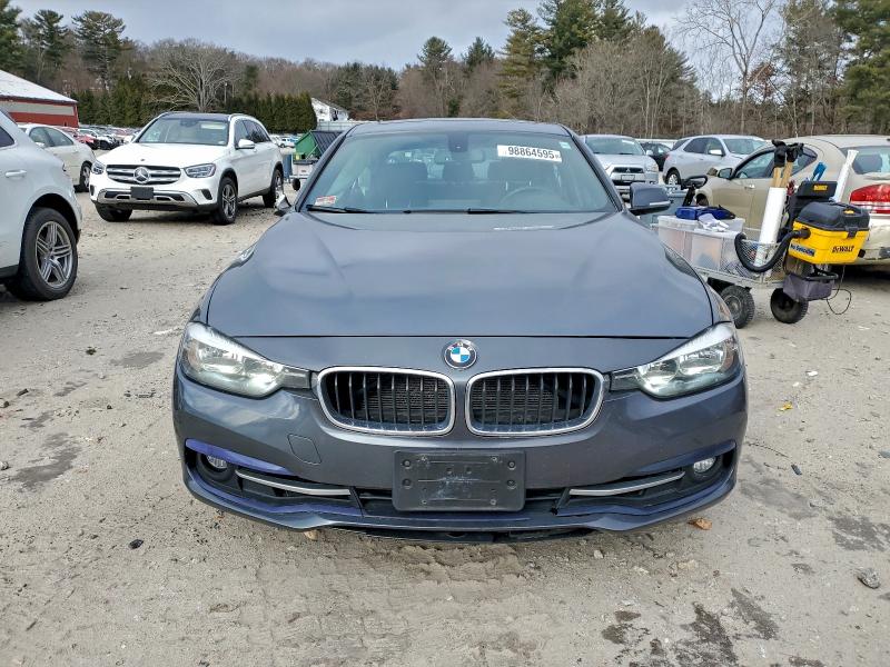Photo 5 from auction – 2017 BMW 330 XI with VIN WBA8D9G38HNU65519