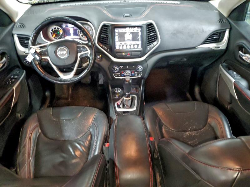 Photo 8 from auction – 2018 JEEP CHEROKEE T with VIN 1C4PJMBB4JD571647