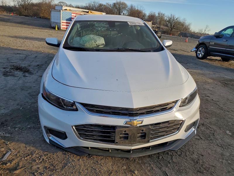 Photo 5 from auction – 2018 CHEVROLET MALIBU LT with VIN 1G1ZD5ST6JF147396