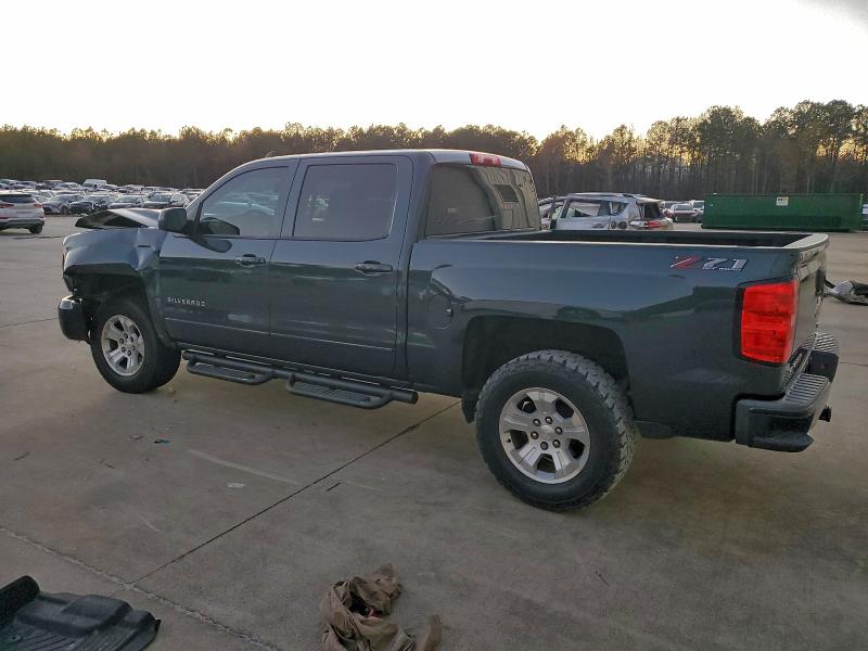 Photo 2 from auction – 2018 CHEVROLET SILVERADO with VIN 3GCUKREC3JG361450