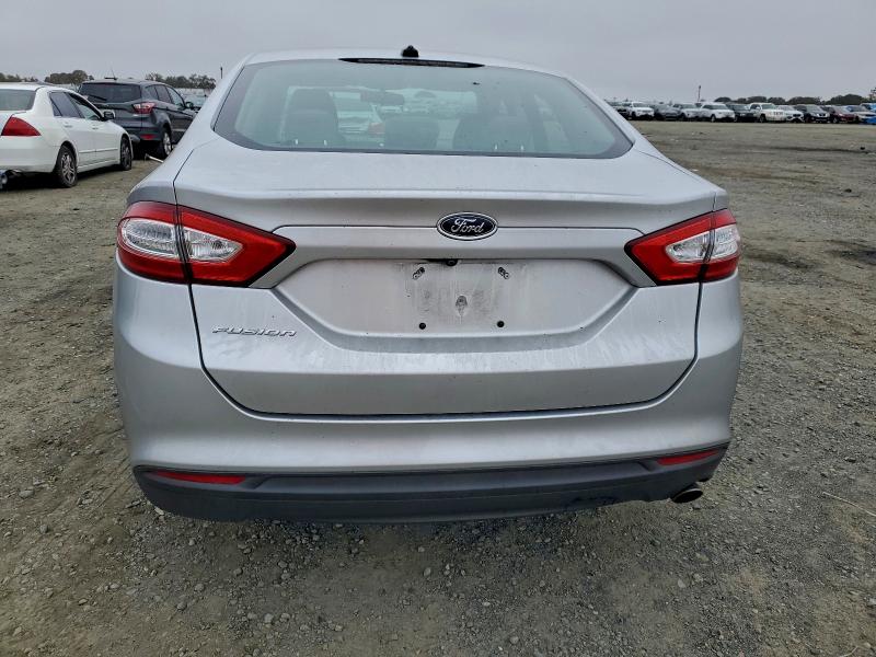 Photo 6 from auction – 2016 FORD FUSION S with VIN 3FA6P0G70GR386248