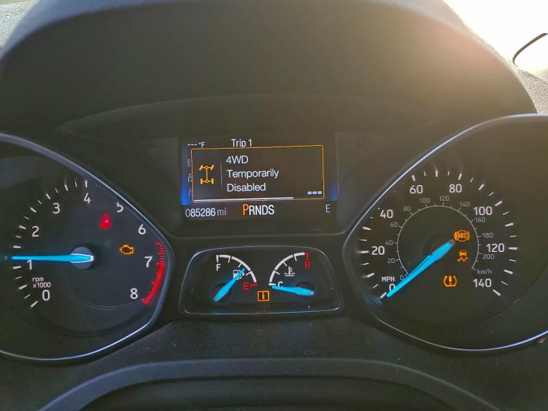 Photo 9 from auction – 2017 FORD ESCAPE SE with VIN 1FMCU9GD2HUD65844