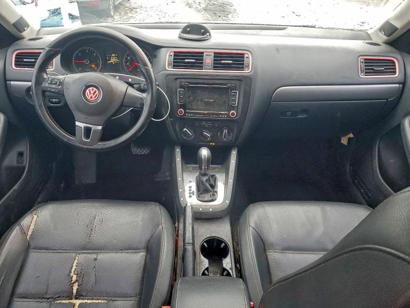 Photo 8 from auction – 2014 VOLKSWAGEN JETTA with VIN 3VWLL7AJ9EM410818