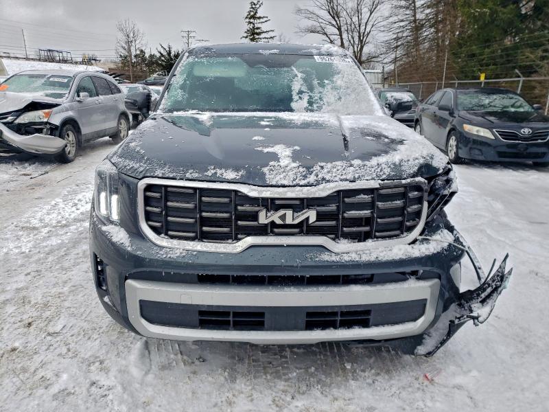 Photo 5 from auction – 2023 KIA TELLURIDE with VIN 5XYP6DGCXPG380179