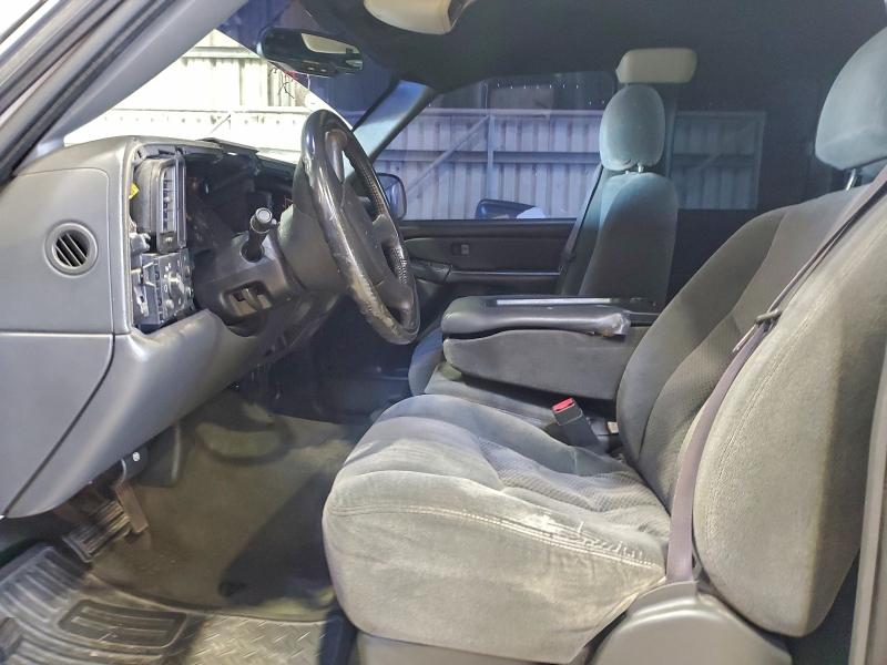 Photo 7 from auction – 2004 CHEVROLET SILVERADO with VIN 2GCEC19T841204104