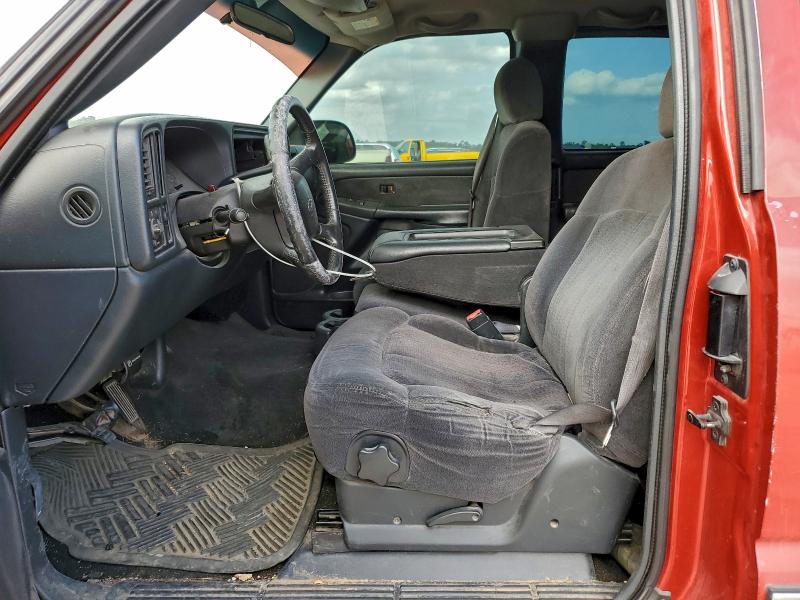 Photo 7 from auction – 2002 CHEVROLET SILVERADO with VIN 2GCEC19V221220488