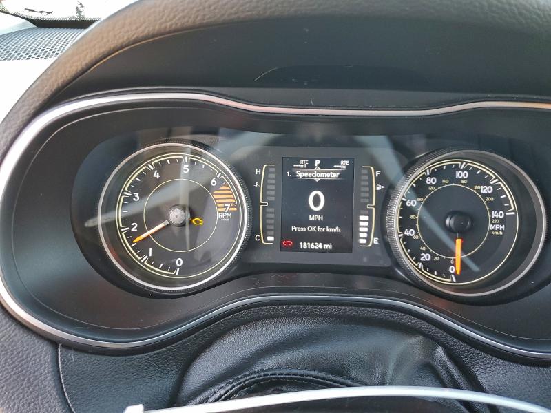 Photo 9 from auction – 2019 JEEP CHEROKEE L with VIN 1C4PJLCB0KD326581