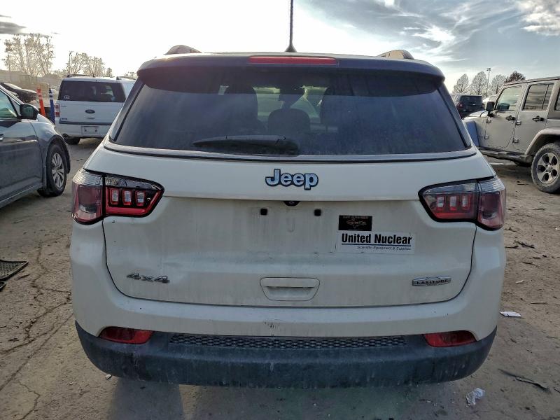 Photo 6 from auction – 2018 JEEP COMPASS LA with VIN 3C4NJDBB1JT349715