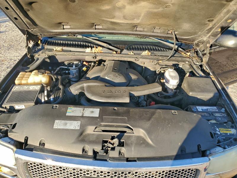 Photo 11 from auction – 2004 GMC YUKON DENA with VIN 1GKEK63U64J328433