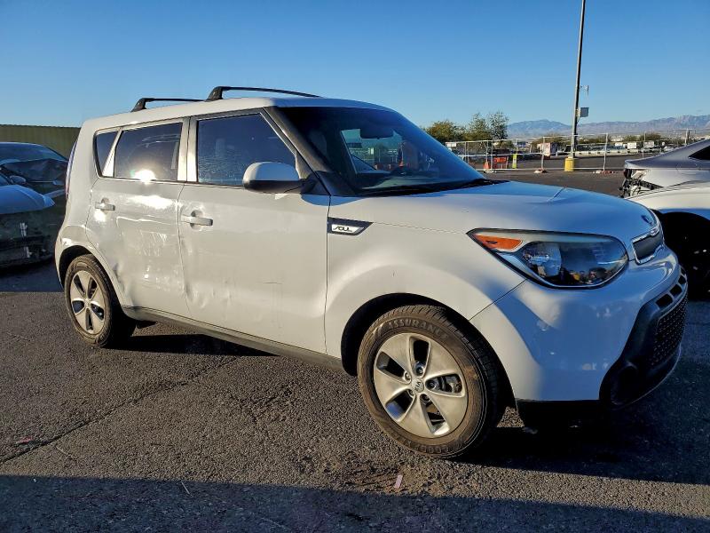 Photo 4 from auction – 2015 KIA SOUL with VIN KNDJN2A24F7160271
