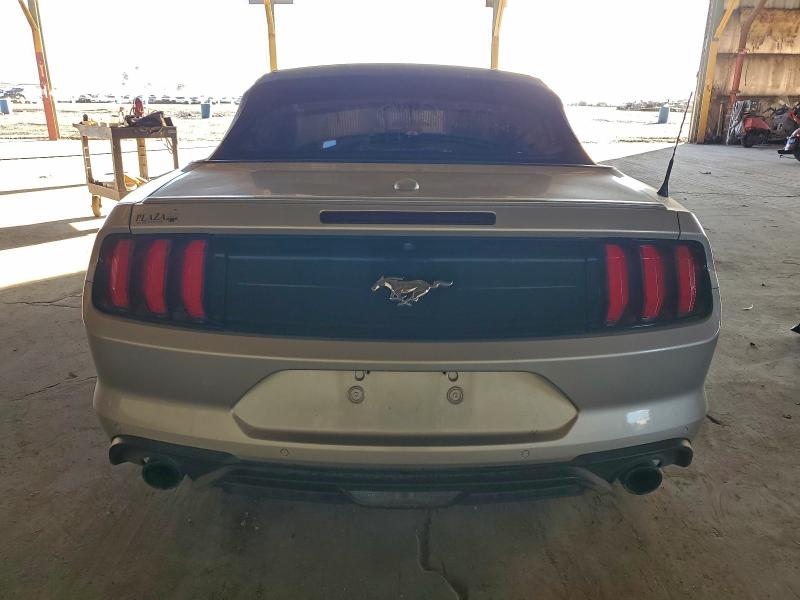 Photo 6 from auction – 2018 FORD MUSTANG with VIN 1FATP8UH7J5115437