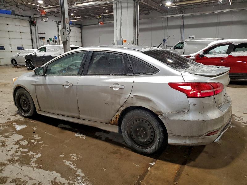 Photo 2 from auction – 2015 FORD FOCUS with VIN 1FADP3F23FL251194
