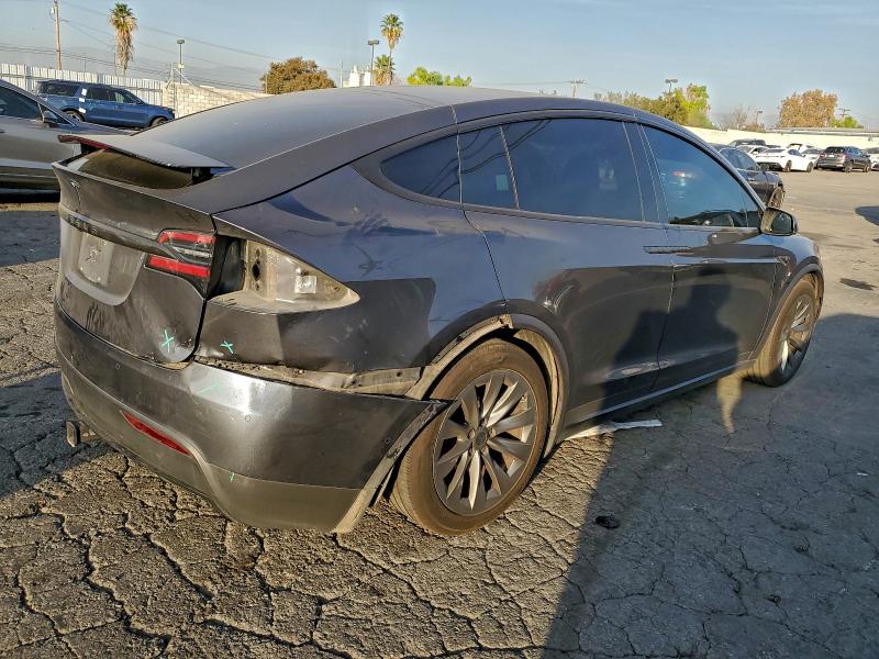 Photo 3 from auction – 2016 TESLA MODEL X with VIN 5YJXCBE27GF004523