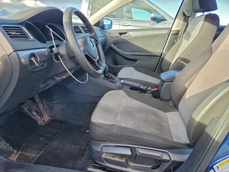 Photo 7 from auction – 2018 VOLKSWAGEN JETTA S with VIN 3VW2B7AJ2JM259667