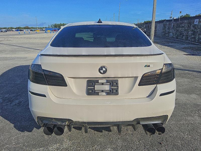 Photo 6 from auction – 2013 BMW M5 with VIN WBSFV9C51DD096316