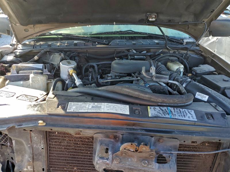 Photo 12 from auction – 2002 CHEVROLET BLAZER with VIN 1GNCS13W22K156097