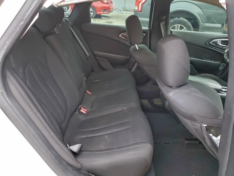 Photo 10 from auction – 2016 CHRYSLER 200 LIMITE with VIN 1C3CCCAB4GN175469
